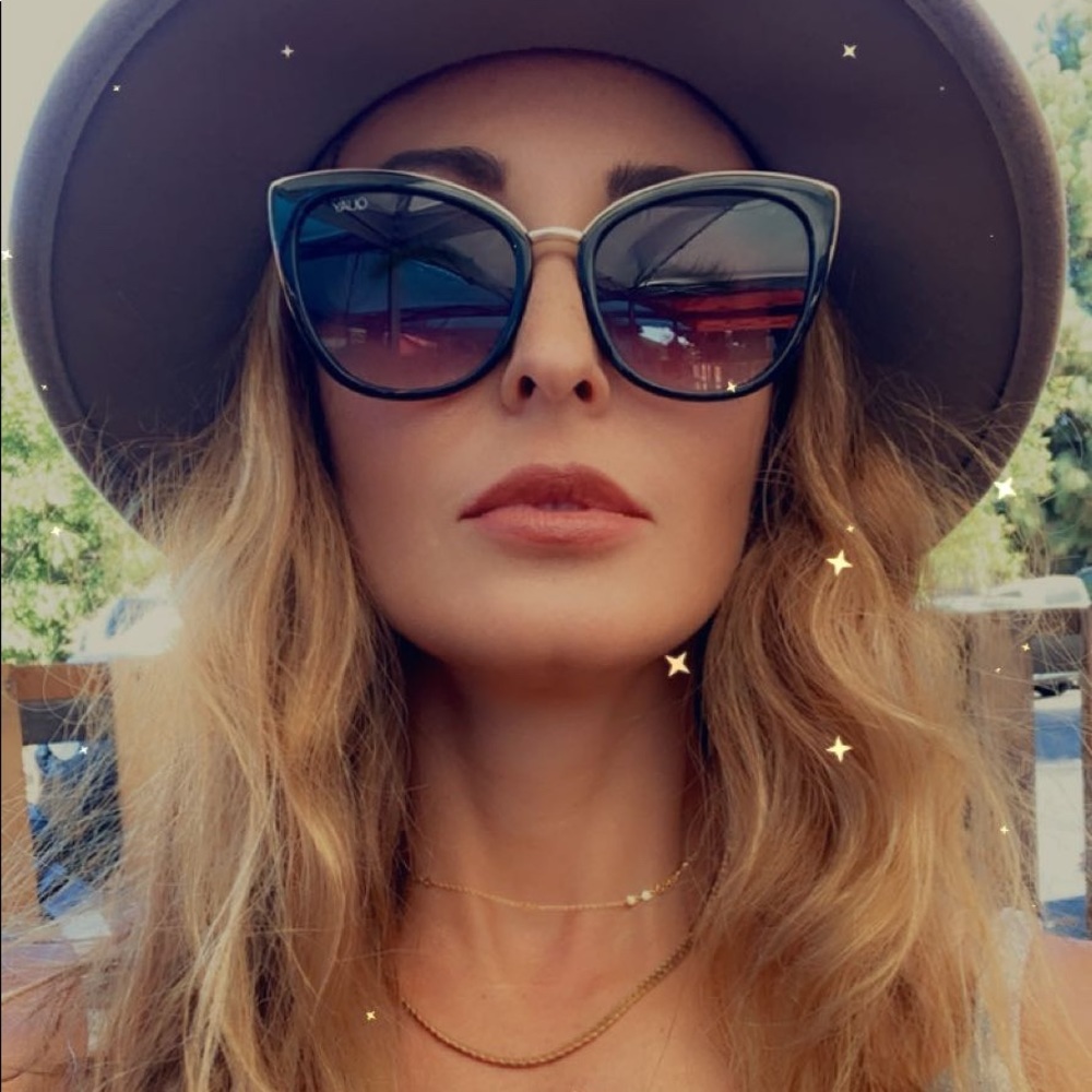 Meet your Posher, Tori